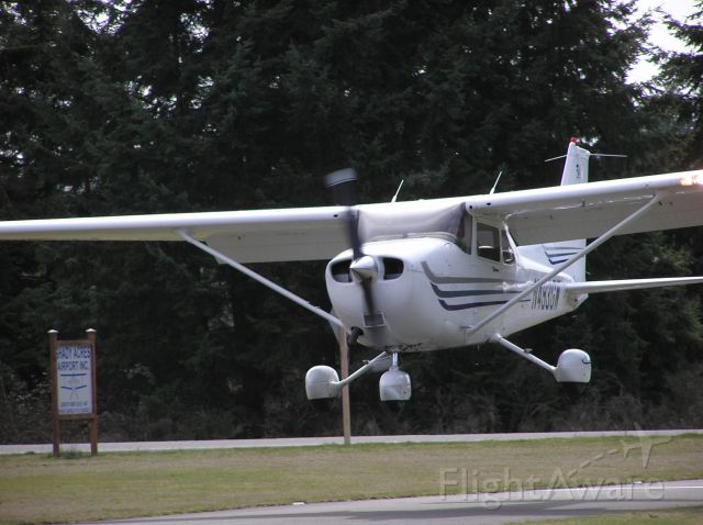 Cessna Skyhawk (N493GW)