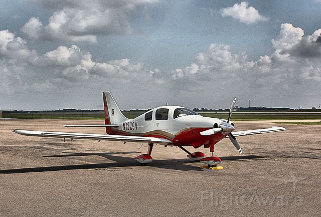 Cessna 400 (N1229V) - Cloudy Texas skies make this little airplane stand out!
