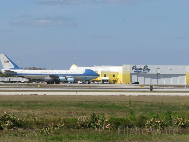 Boeing 747-200 (N28000) - PRESIDENT OBAMAS SW FLORIDA VISIT