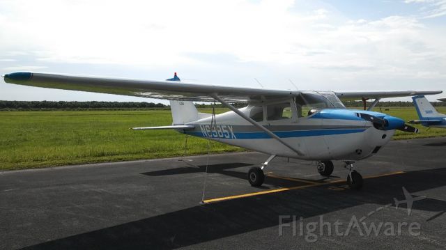 Cessna Skyhawk (N6985X)