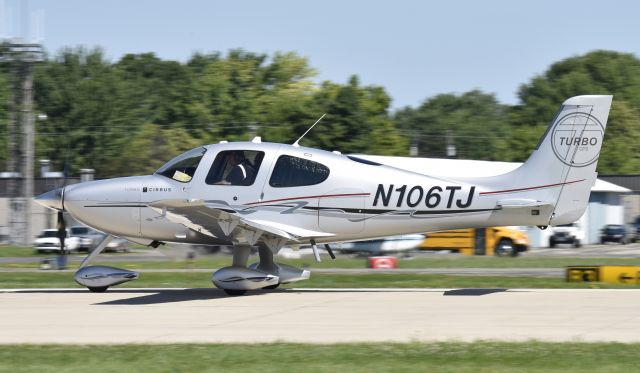 Cirrus SR22 Turbo (N160TJ) - Airventure 2017