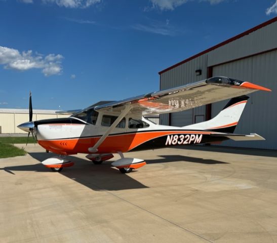 Cessna Skylane (N832PM) - @Powermaster-aircraft-engines