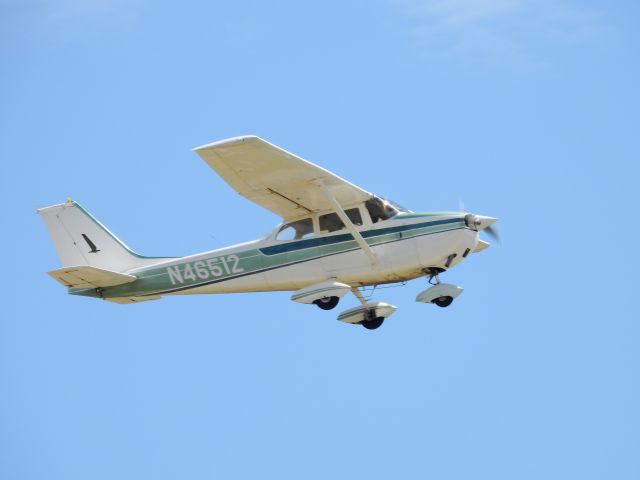 Cessna Skyhawk (N46512) - 08/08/22