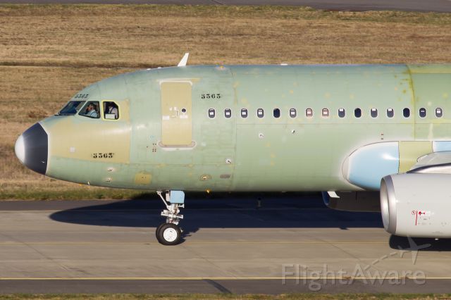 Airbus A320 (F-WWDS)