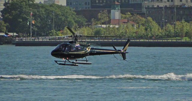 N696BH — - IF you visit New York city, and want to take a helicopter tour, you may see this one, which is a Eurocopter AS 350B2.