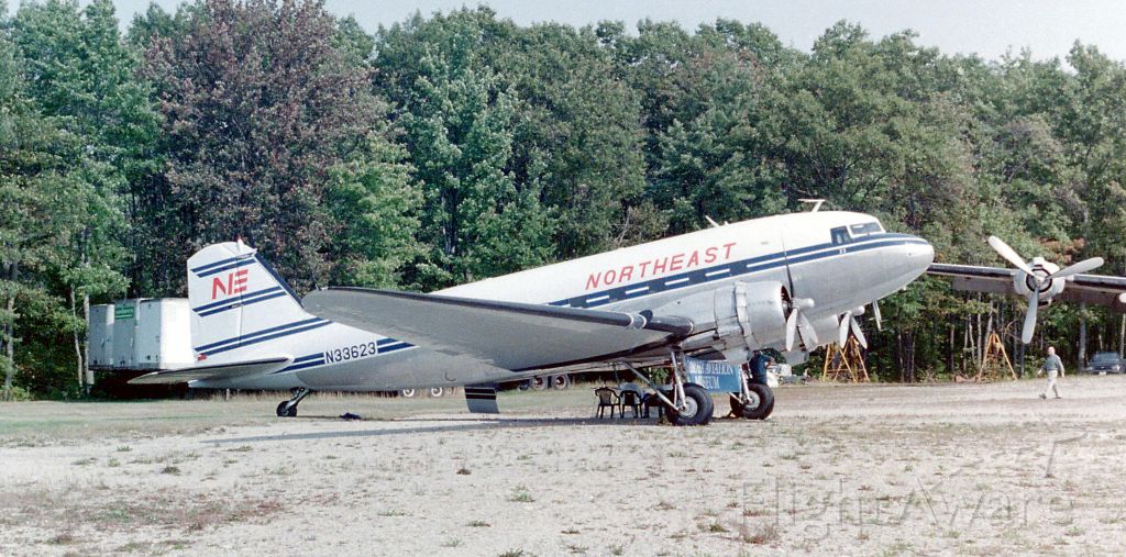 Douglas DC-3 (N33623) - Still looking good after all these years.