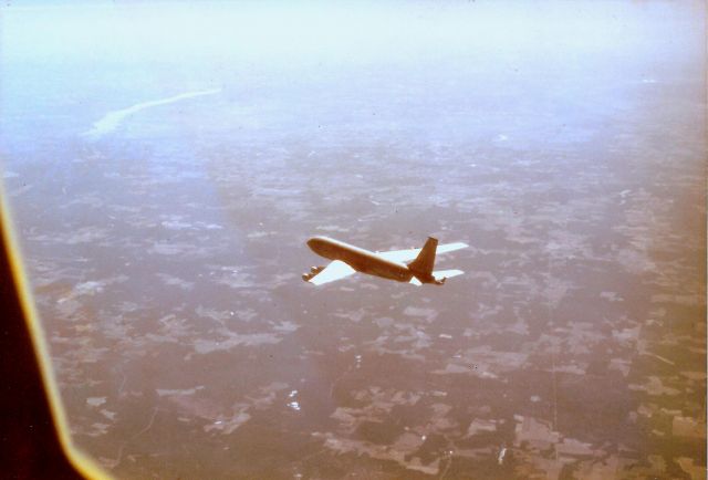 — — - Returning to Barksdale AFB, La, taken from 2nd KC-135 in 2-tanker cell, after refueling fighters over Gulf of Mexico. Jan, 1977