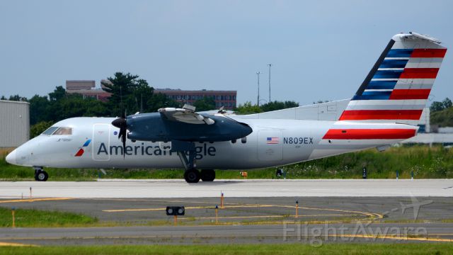 de Havilland Dash 8-100 (N809EX) - Throwback to Piedmont's Dash-8 Q100's, sadly all out of service at this point. N809EX is seen here preparing to depart runway 27R.