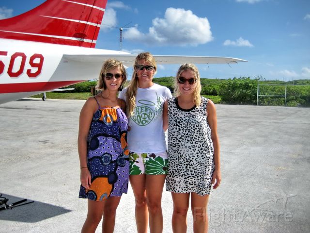 Piper Aerostar (N90509) - 3 daughters at the start of vacation on Long Island, Bahamas.