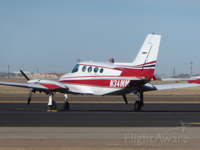Cessna 401 (N34MM)