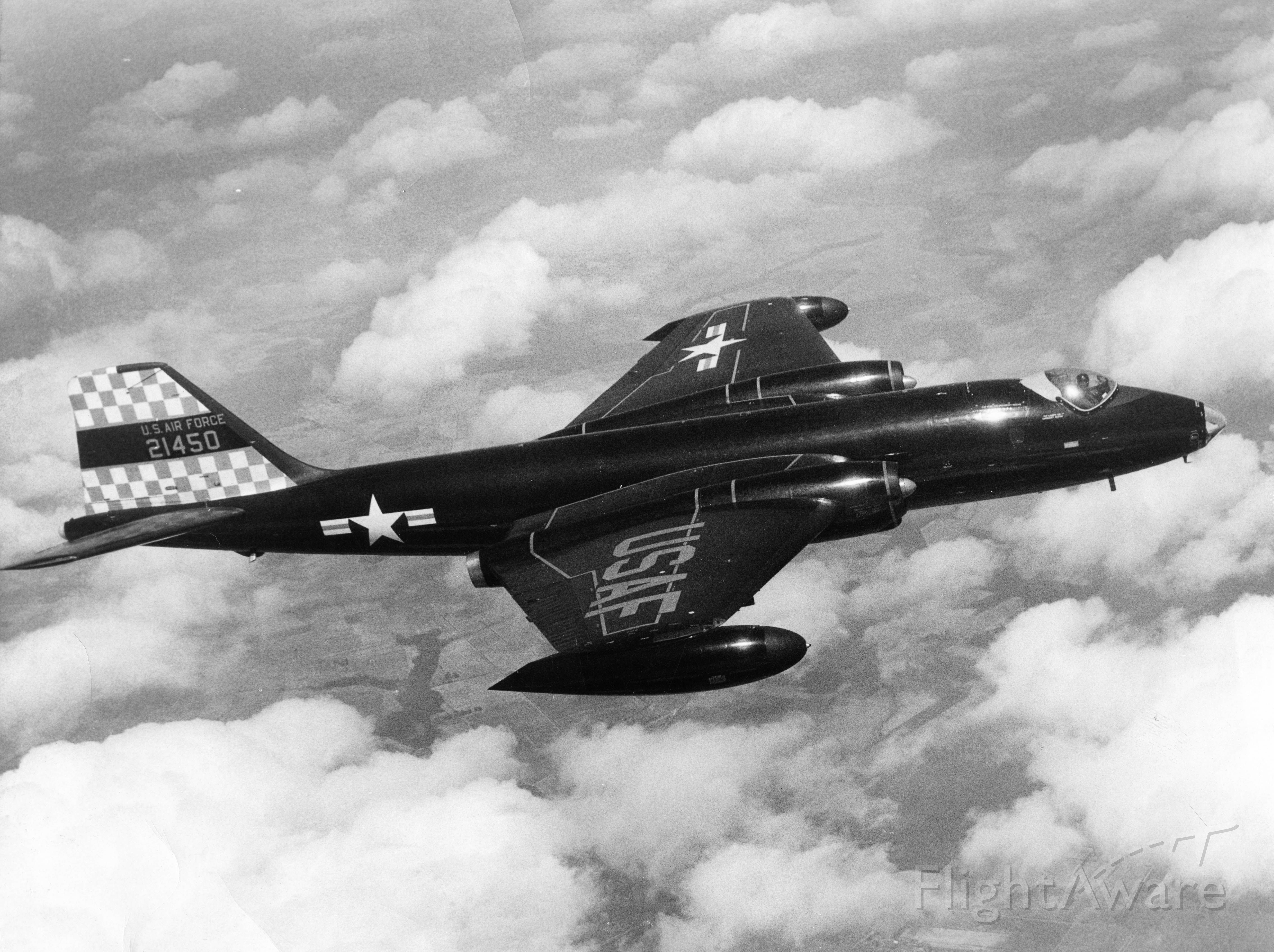 — — - Martin RB-57A #52-450 16th TRS. Shaw AFB, 1954. Squadron flew day/night photo recce missions. Red and white checkerboard  on vertical stab. Wish i had color photos of this- no luck. This variant did NOT deploy to SE Asia. "B" models went there early in the conflict.