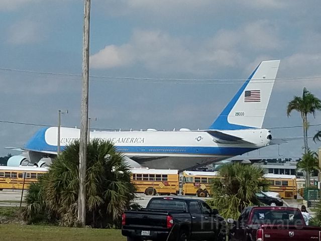 Boeing 747-200 (92-9000) - While driving by Palm Beach Airport, I happened to come upon President Trumps plane Air Force One (SAM 29000).