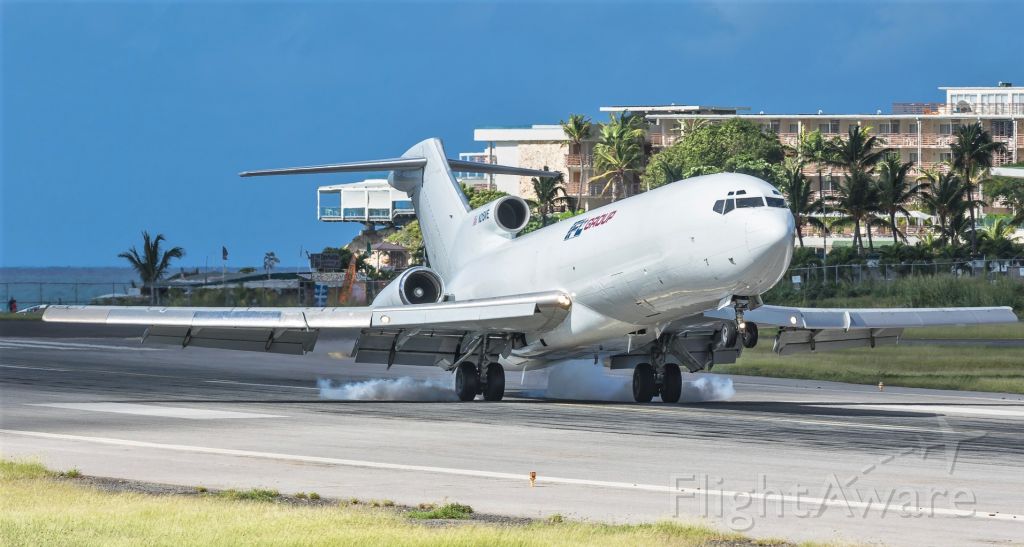 BOEING 727-200 (N215WE) - IFLGroup Cargo boeing 727 making positive contact during landing at St Maarten.