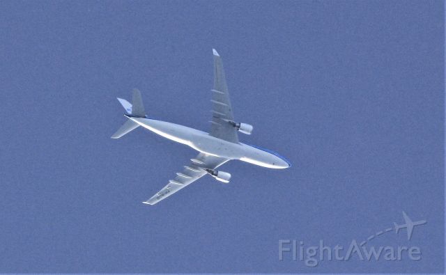 PH-AOD — - PH-AOD AIRBUS A-330-203 ROYAL DUTCH AIRLINES vol KLM672 survolant la ville de Lavaltrie QC. le 28-05-2022 à 19:18