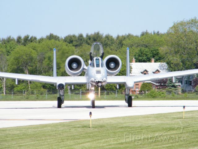 Fairchild-Republic Thunderbolt 2 — - A-10 East Demo Team Hawg taxis back after it's performance.