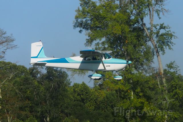 Cessna Skyhawk (N7928B)