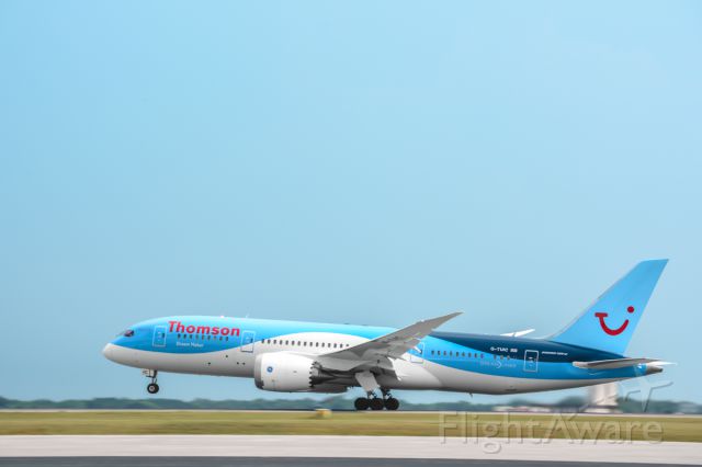 Boeing 787-8 (G-TUIC) - Thomson's "Dream Maker" departing 9L at KSFB (8/5/13)