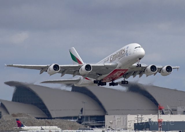 Airbus A380-800 (A6-EEU) - a rel=nofollow href=http://flightaware.com/live/flight/A6EEU/history/20170325/2335Z/KLAX/OMDBhttps://flightaware.com/live/flight/A6EEU/history/20170325/2335Z/KLAX/OMDB/a