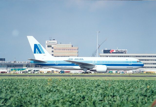 BOEING 767-200 (PH-AHM) - Air Aruba B767-204ER cn25058 Archief 1991
