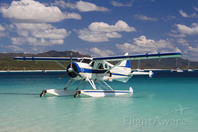 De Havilland Canada DHC-2 Mk1 Beaver (VH-ZDA) - Whitehaven Beach, Whitsunday Islands, Queensland, Australia