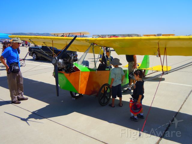 — — - ultralight at Camarillo airport airshow 8/21/10 (looked like a homemade example)