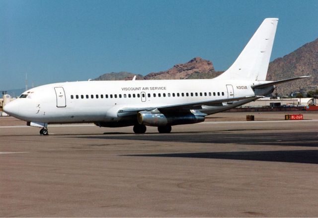 Boeing 737-700 (N310VA) - -200