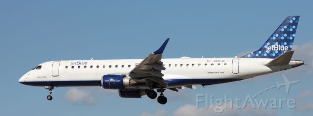 Embraer ERJ-190 (N281JB) - Jet Blue Flight 1027br /KBOS to KBWIbr /(Lady In Blue)9/11/15