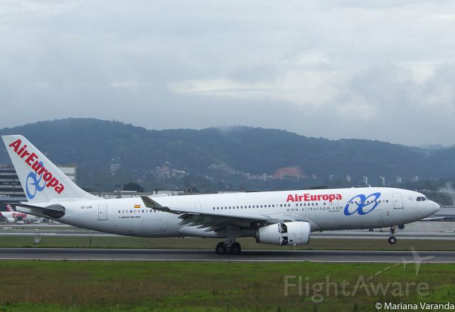 Airbus A330-200 (EC-LQO)
