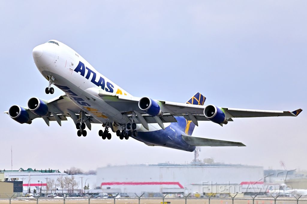Boeing 747-400 (N415MC) - Atlas Air Boeing 747-47UF departing YYC on Apr 10.