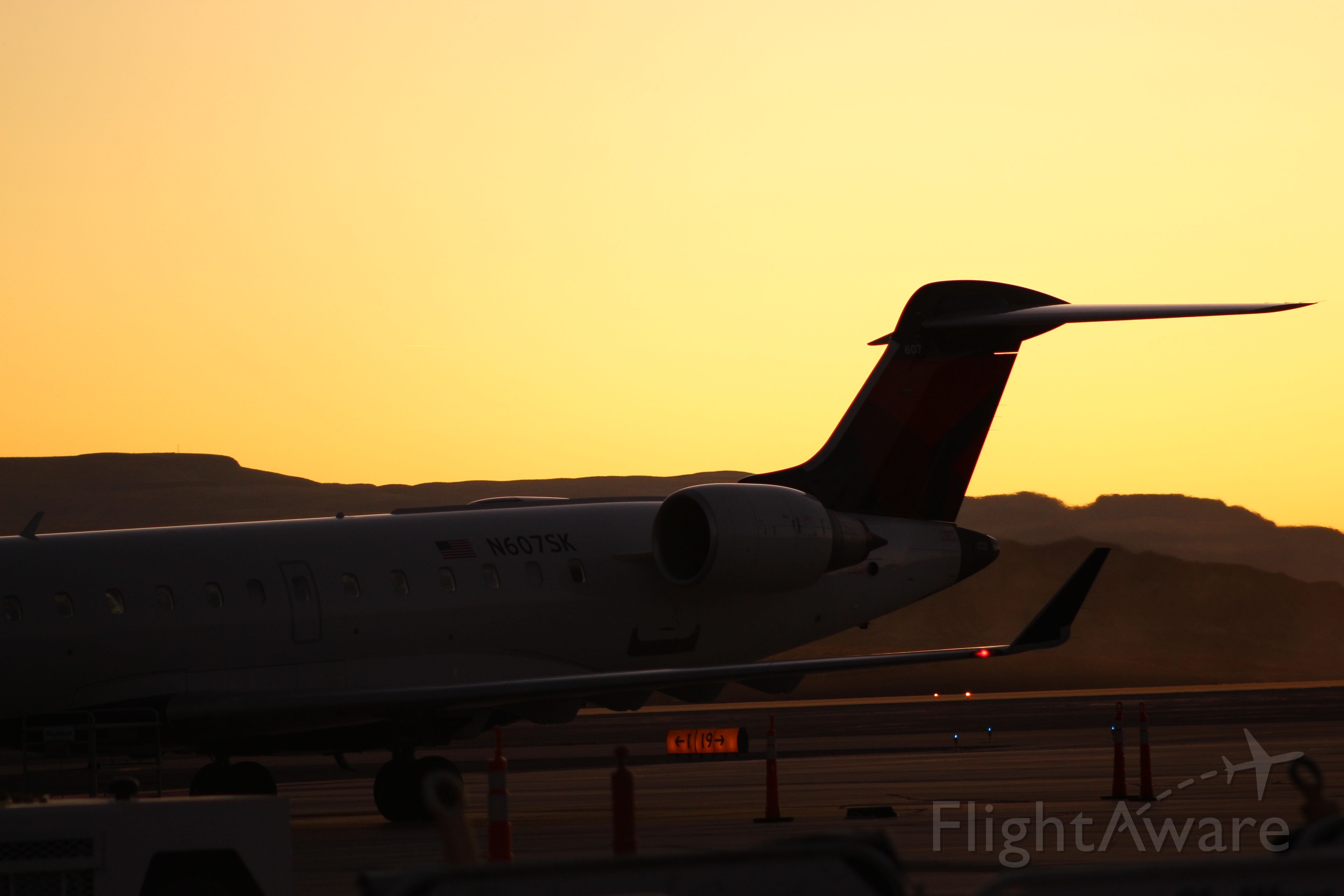 Canadair Regional Jet CRJ-700 (N607SK) - 607SK arrives into gate 2 at KSGU from KSLC on a beautiful fall evening. A CRJ7 upgrade from the usual CRJ2. - 10/26/2019