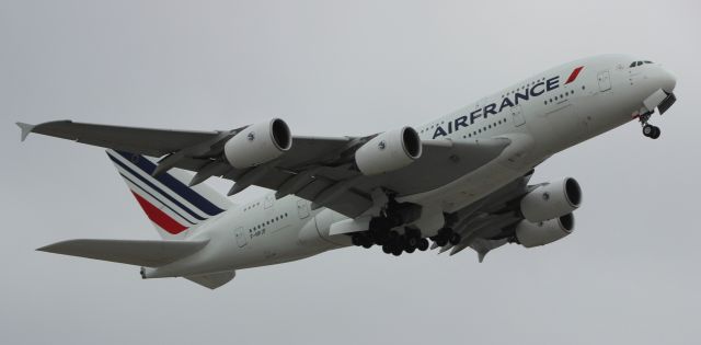Airbus A380-800 (F-HPJF) - 7-17-16