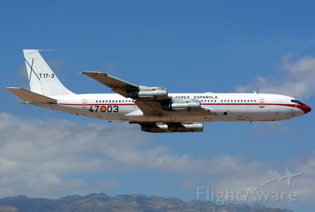 Boeing 707-300 (T173) - Amazing low pass over the Gran Canaria airport before its retirement.