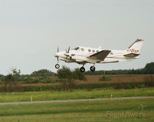 Beechcraft King Air 90 (N701XP)