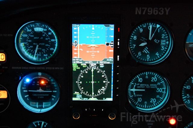 Piper PA-30 Twin Comanche (N7963Y) - Dark night over Arkansas flying behind a gorgeous panel.