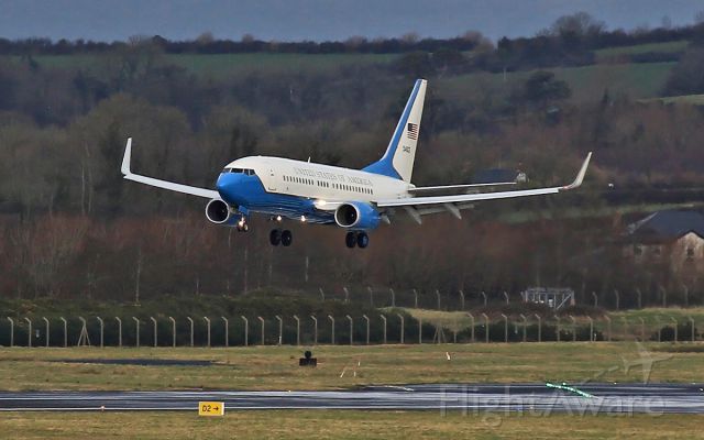 05-4613 — - usaf c-40c 054613 about to land at shannon 2/2/14.