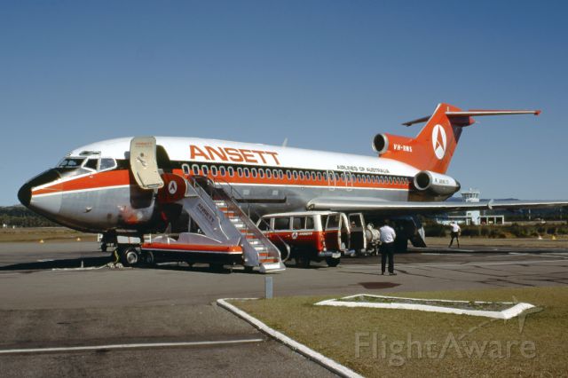 VH-RMS — - ANSETT AIRLINES OF AUSTRALIA - BOEING 727-77 - REG : VH-RMS - COOLANGATTA QUEENSLAND AUSTRALIA - YBCG (24/7/1973)