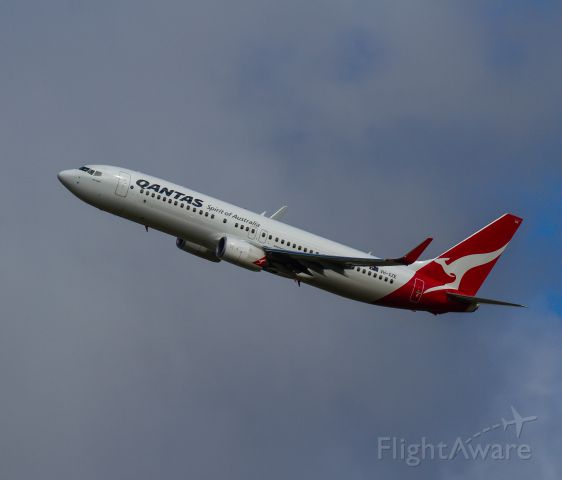 Boeing 737-700 (VH-XZE) - Turn to heading 150 off RWY 19