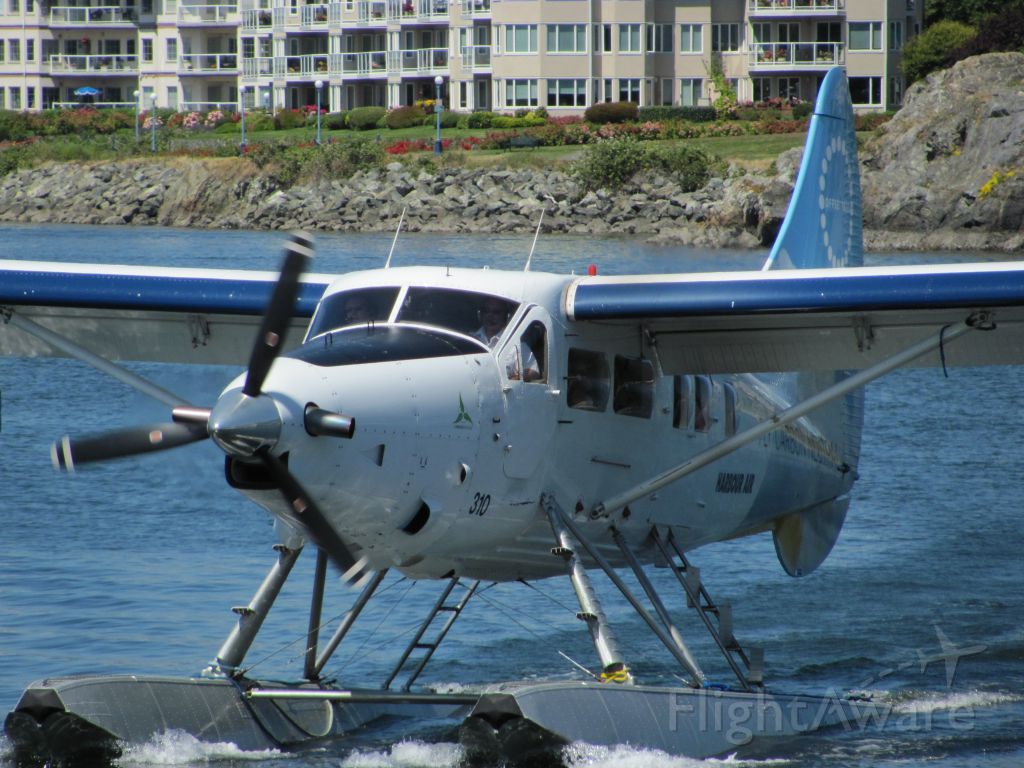 De Havilland Canada DHC-3 Otter —