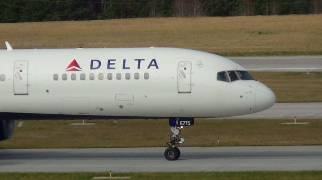 Boeing 757-200 (N6715C) - Delta 1294 departing to Atlanta at 11:14 P.M.   Taken November 29, 2015.   br /Aircraft is was soon thereafter retired.    