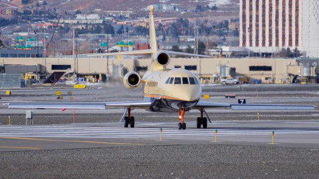 Dassault Falcon 900 (N900D) - N900D leaving 16L after arriving from Vegas