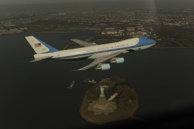 Boeing 747-200 (N28000) - White House photo of a VC-25 flying by the Statue of Liberty.  This fly-by of NYC caused a significant scare in lower Manhattan and subsequently became a national incident.