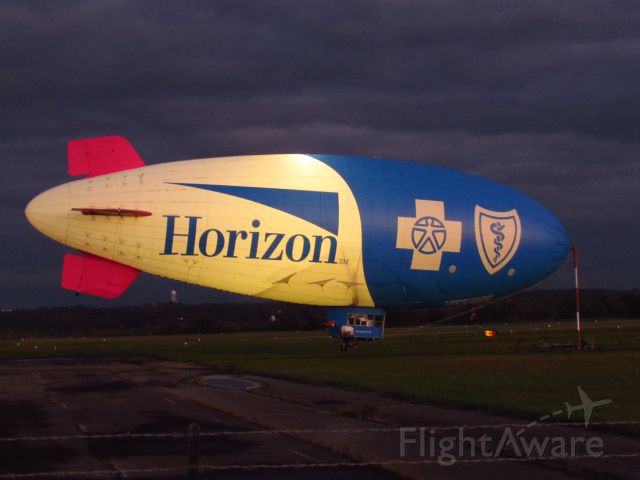 N612LG — - This was the blimps last day as the Horizon blimp - Schenectady County airport NY