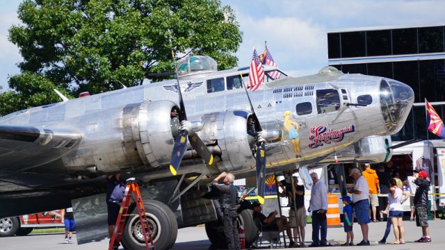 Boeing B-17 Flying Fortress — - Sentimental Journey B17 at Albany International Airport August 24, 2017