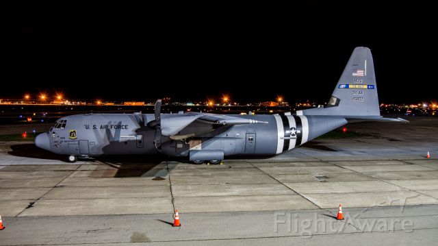 Lockheed C-130 Hercules (14-5802) - Aircraft: Lockheed Martin C-130J-30 Hercules br /Registration: 14-5802br /Wing: 314th Airlift Wing br /Home Base: Little Rock AFB, Arkansas br /Photo Location: Niagara Falls International Airport br /Photo Date: November 3rd, 2018