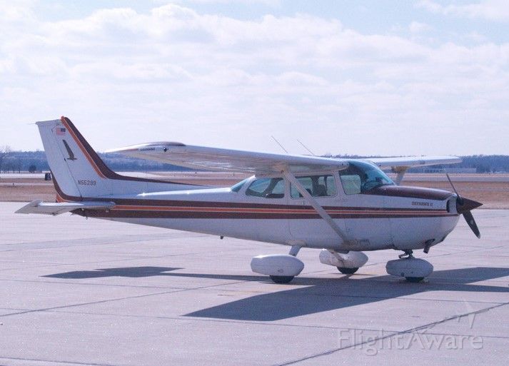 Cessna Skyhawk (N55299)