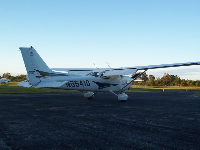 Cessna Skyhawk (N65410)