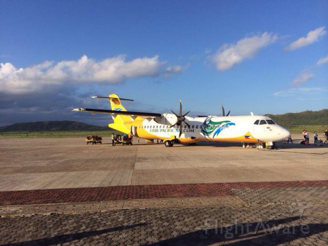 ATR ATR-72 — - Cebú Pacific