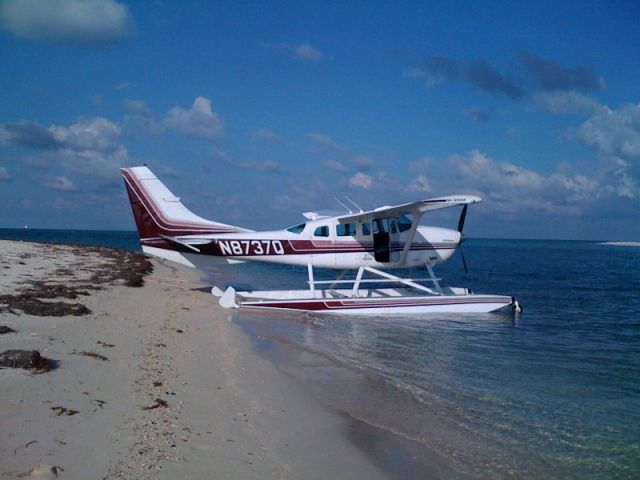 Cessna 206 Stationair (N8737Q) - Key West Seaplanes.com