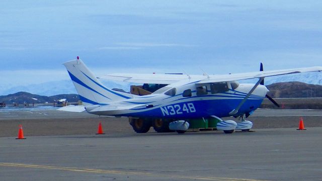 Cessna 206 Stationair (N324B)