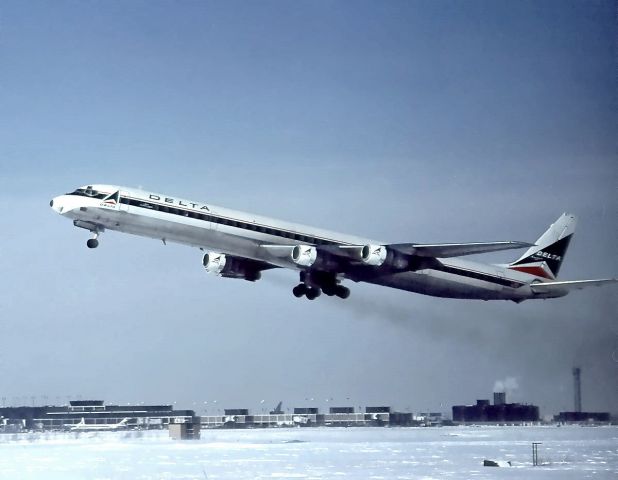 McDonnell Douglas DC-8-60 (N1305L)